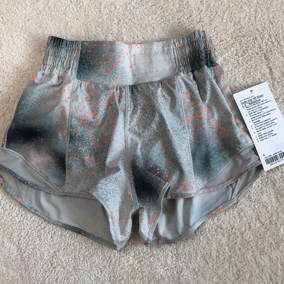 lululemon athletica Pants - Lululemon Hotty Hot HR Short 2.5” Reflective-NWT!!